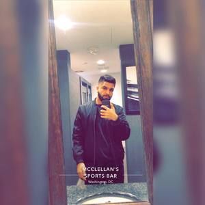 Meet your Posher, Junaid